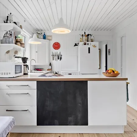 Lovely In With Kitchen *
