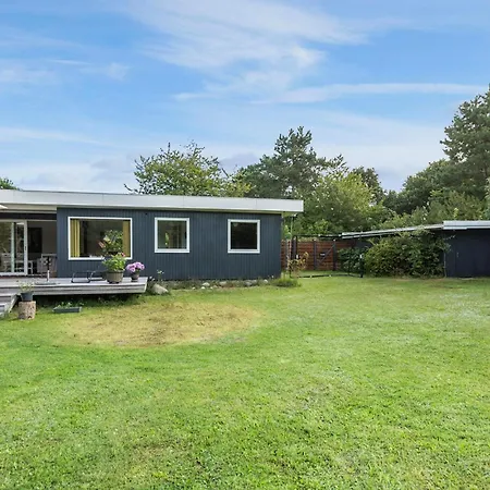 Feriehus Lovely In With Kitchen *